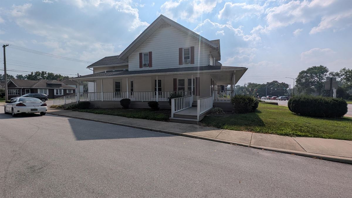 1201 Lincolnway W