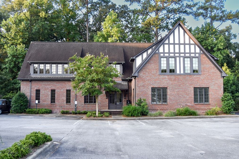 2105 Devereux Circle