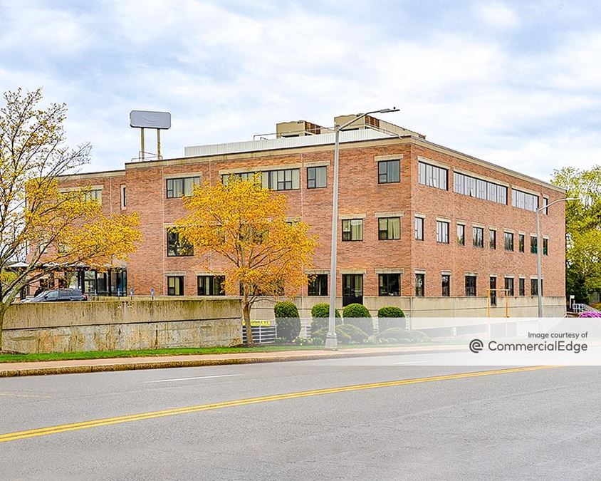 111 Grossman Drive, Braintree Office Space For Lease