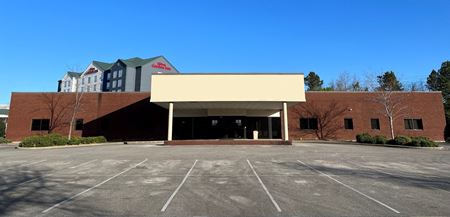 Commercial space for Rent at 250 State Farm Parkway in Homewood
