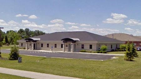 Photo of commercial space at 6044 Park Meadow Ln in Hilliard