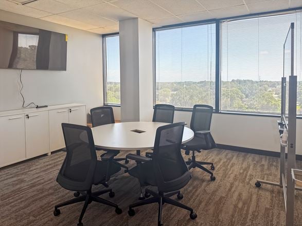 Regus - Lafayette - W Pinhook Rd