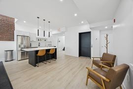 1631 Locust St