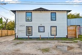 8-Unit Multi-Family Investment -South Side-