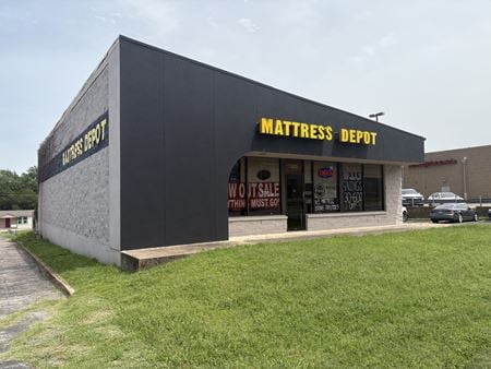 Photo of commercial space at 1305 S Main St in Weatherford