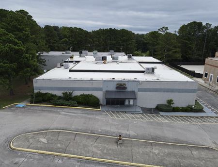 Retail space for Rent at 2132 Lorna Ridge Lane in Hoover