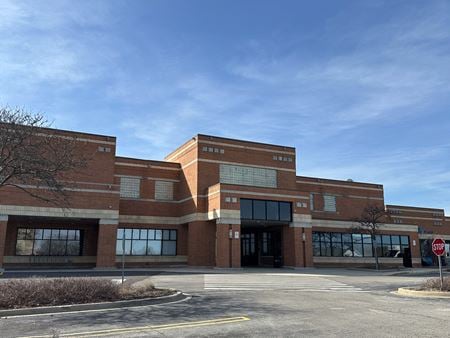 Retail space for Rent at 560 S Schmale Rd in Carol Stream