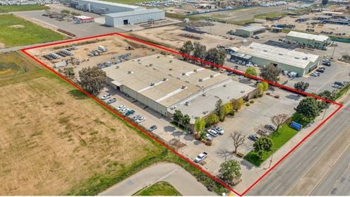 Freestanding Heavy Industrial Building w/ Office/Showroom on ±5 AC