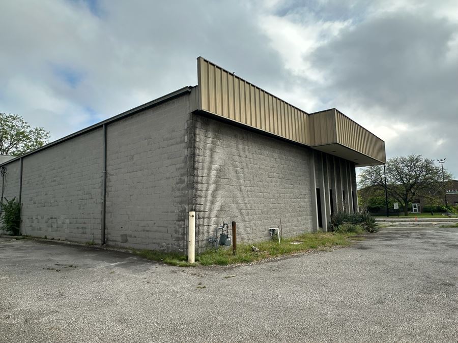 958 Lincolnway East