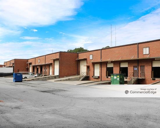 1701 Oakbrook Drive & 5800 Oakbrook Pkwy
