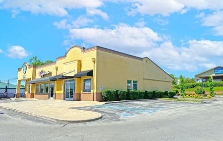 Photo of commercial space at 2703 Richmond Rd in Lexington