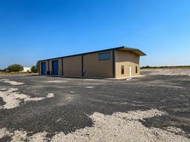 South Texas Industrial Facility on 2.75 Acres