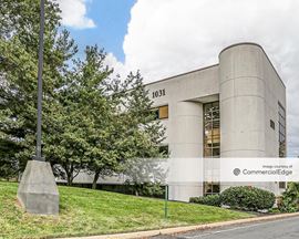 Bridgewater 22 Business Center - 1031 US Route 22 West