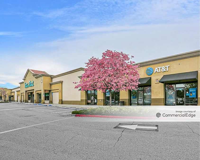 San Dimas Marketplace