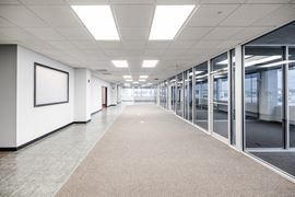 1600 Airport Fwy