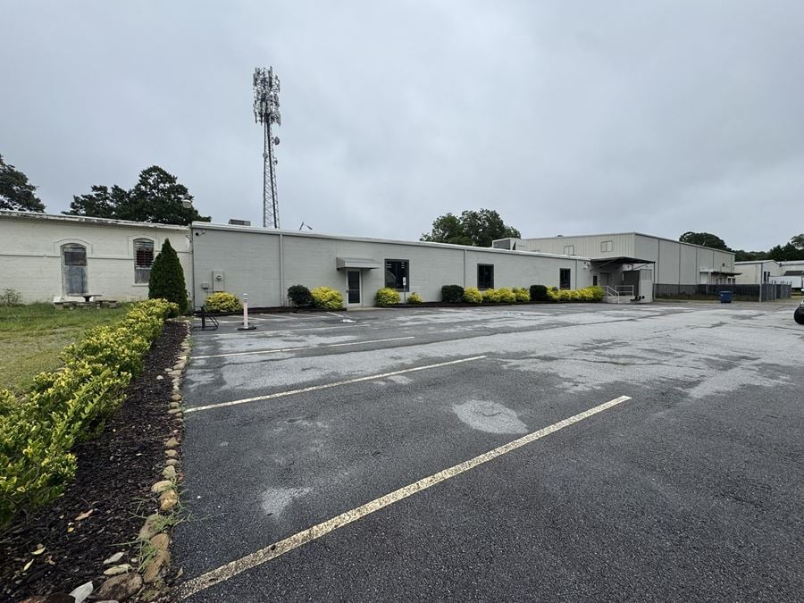 215 & 219 Lovvorn Rd