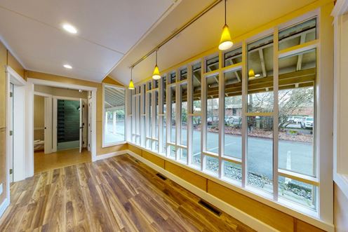 520 Lilly Rd NE #2