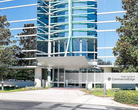Heathrow International Business Center - 801 International Pkwy