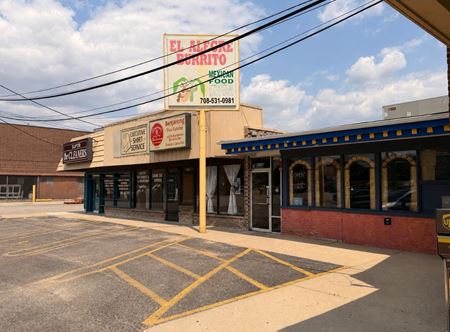 Retail space for Rent at 2138 S Mannheim Rd in Westchester