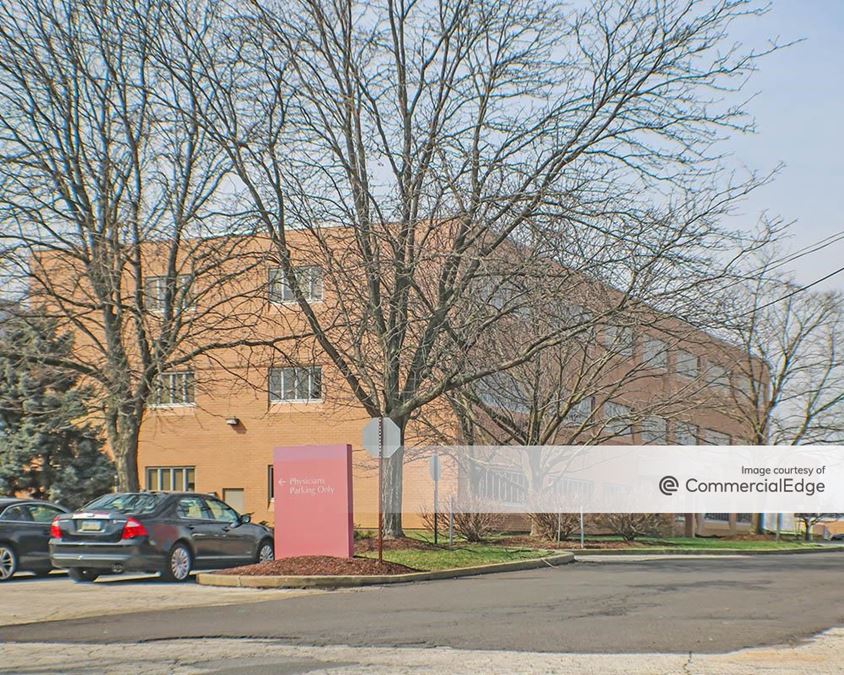 Nazareth Hospital Physicians Office Building 2701 Holme Avenue