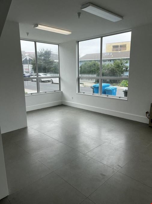 411 dondee way pacifica 94044 CA