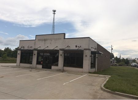 Retail space for Sale at 1806 U.S. 49 in Magee