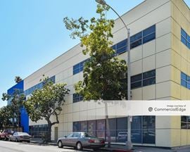 2825 Santa Monica Blvd