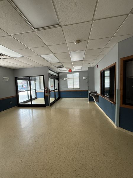 Office space for Rent at 305 River Drive in LaFollette