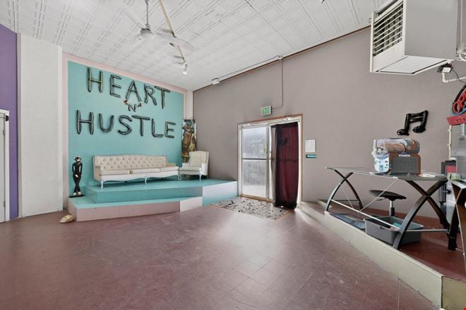 $87 Per Square Foot in Nob Hill Retail and Showroom