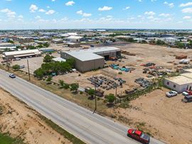 25-ton Crane Served Facility on 10 Acres