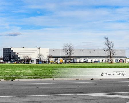 Industrial space for Rent at 2727 London Groveport Road in Columbus