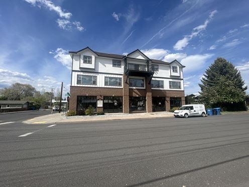 631 W Antler Ave