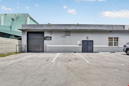 Industrial space for Rent at 2027 Sherman St in Hollywood