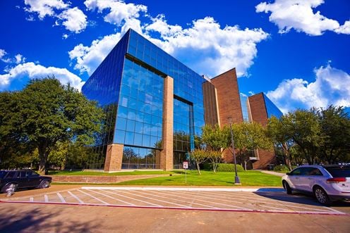 Centerpoint Three