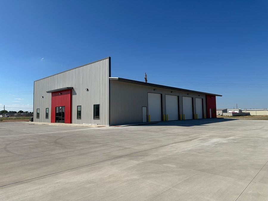 Office/Warehouse in West Business Park (Tract Y)