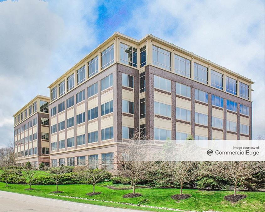 Hawthorne Center - 10151 Carver Road | Office Building