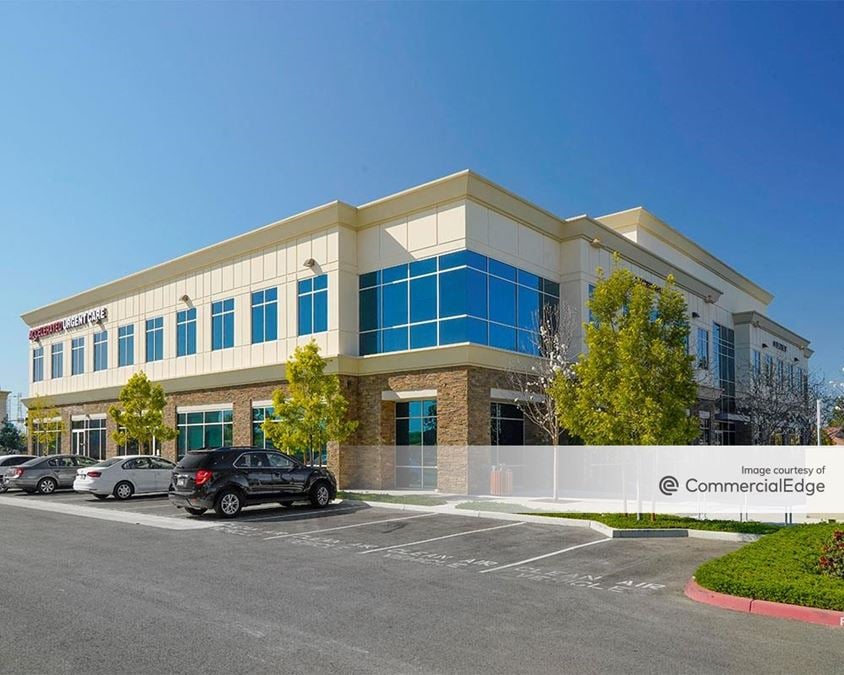 212 Coffee Road, Bakersfield Office Space For Lease