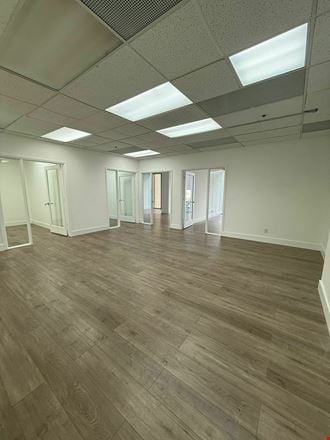 Chase Bank Building | Unit 702