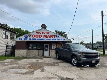 Retail space for Rent at 1703 W Little York Rd in Houston