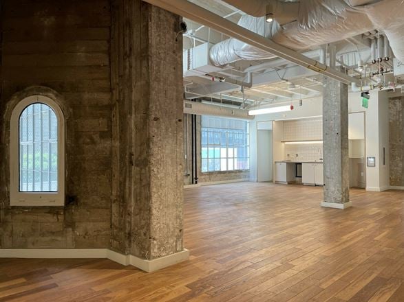 811 West 7th Street