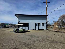 2526 Broadway