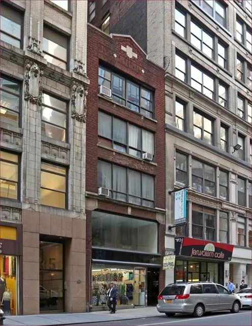 41 W 36th St