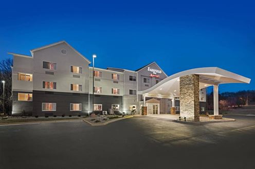 Institutional Seller | Fairfield Inn Warren Niles