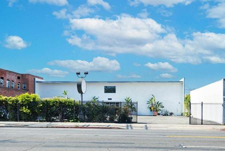 Office space for Rent at 6150 Santa Monica Boulevard in Los Angeles