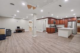 Warehouse/Showroom Purchase Opportunity in Harrisburg PA