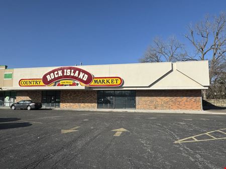 Retail space for Rent at 2252 24th St in Rock Island