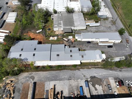 Photo of commercial space at 447 Virgil Drive in Dalton