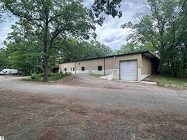 2883 Aero Park Dr