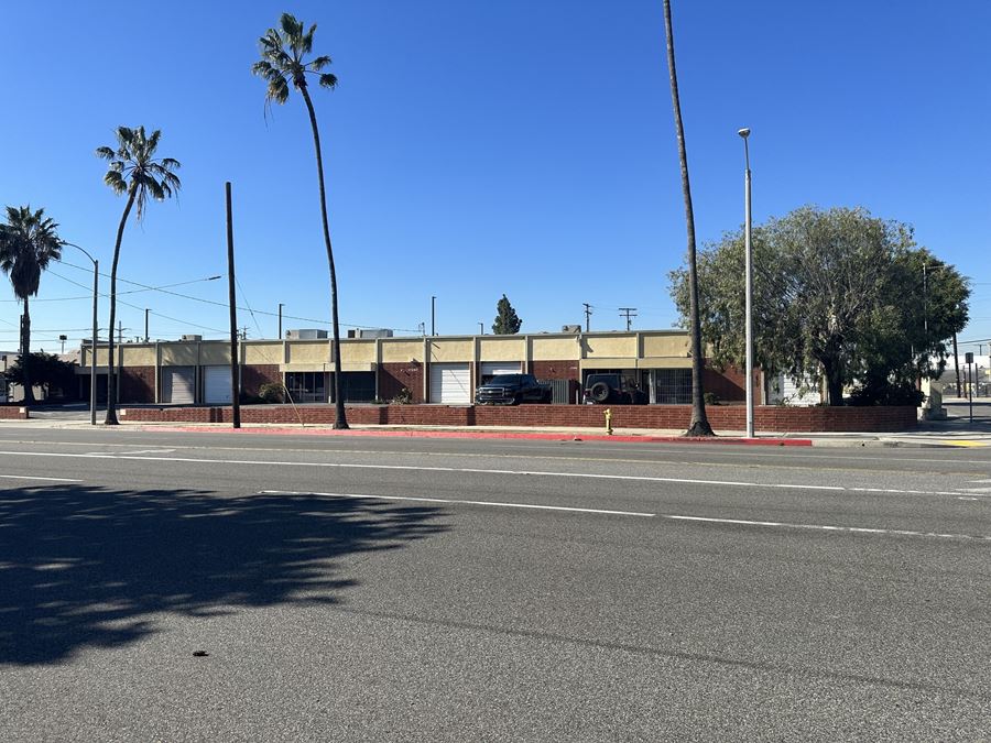 17203 S. Broadway