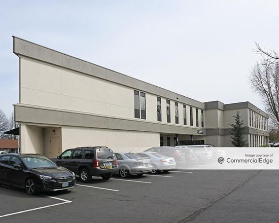 Oakway Center - 2300 & 2350 Oakmont Way